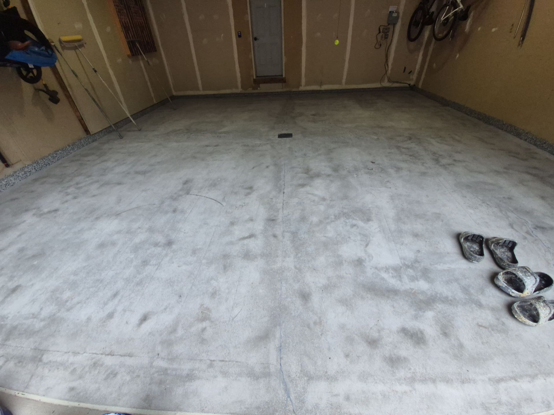 Freeland Garage by Wise Coatings of Central Michigan