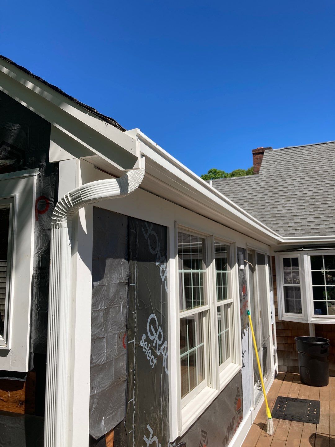 Gutter Installation using 5" Box Style Aluminum Gutter by Gutter Pro Enterprises