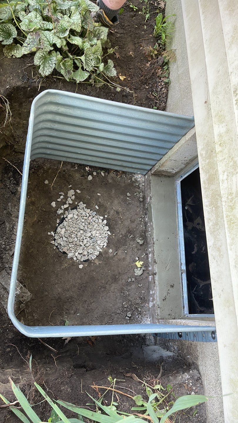 Crawl Space Structural Carpentry: Floor Joist, Beams, & Supports by Toledo Basement Repair 