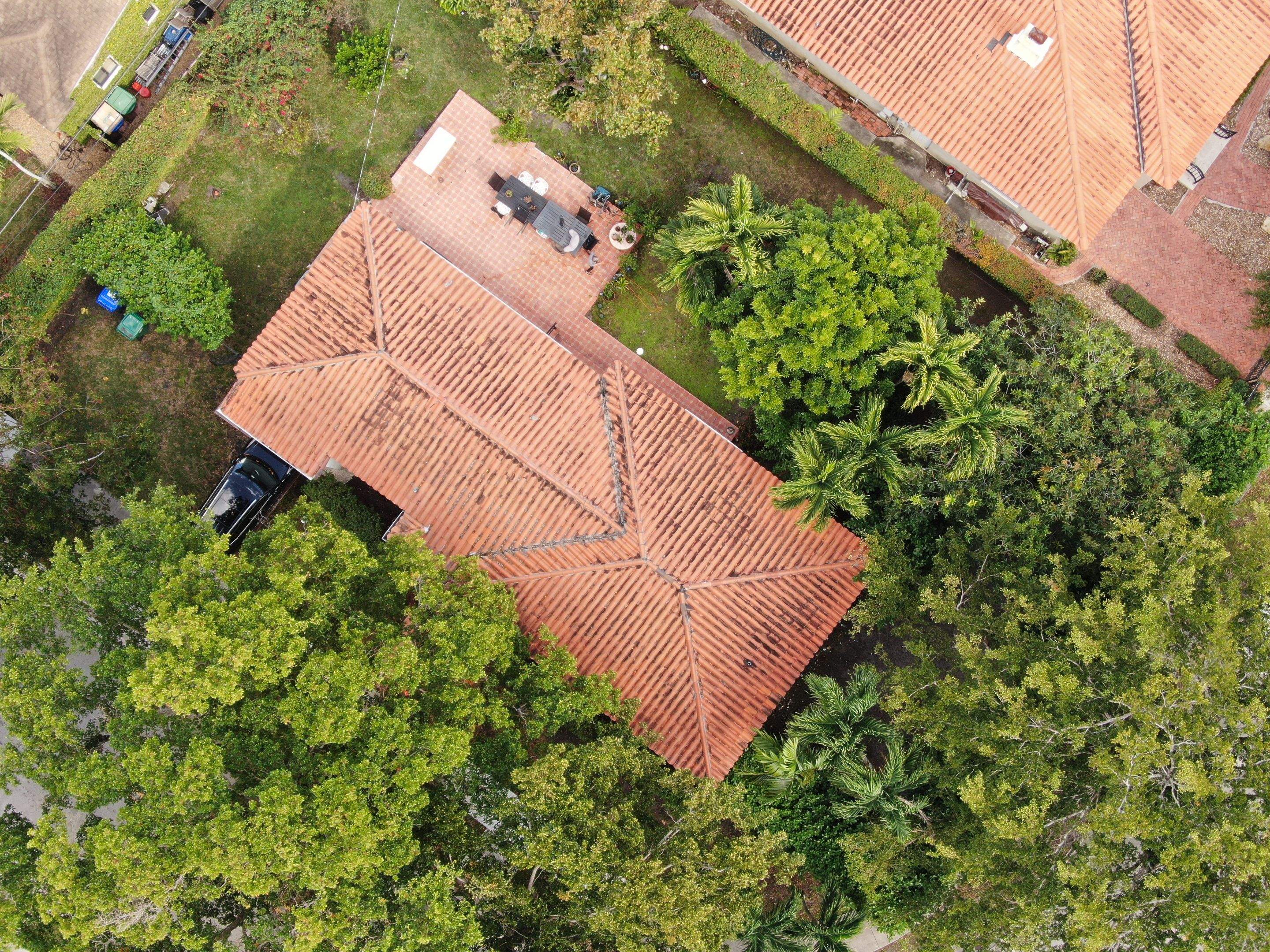 Metal Roof - Galvalume - Dark Bronze by Istueta Roofing