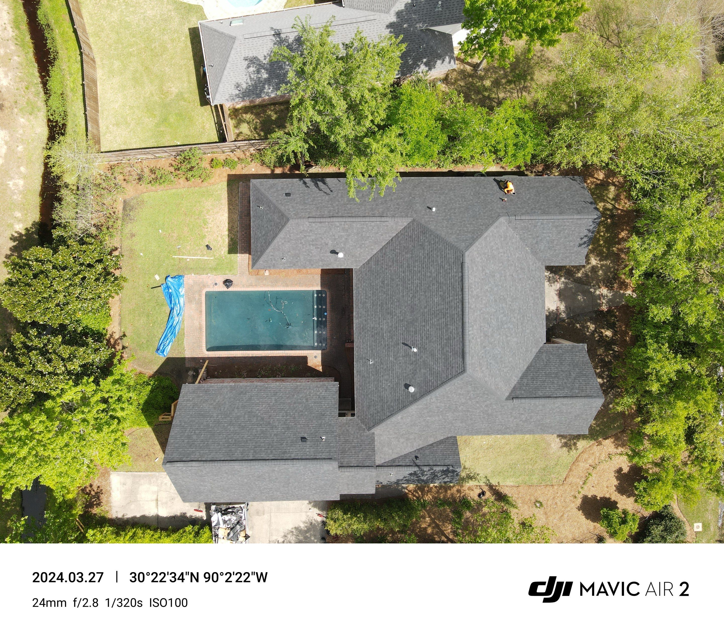 IBHS Fortified Residential Roofing Installation using Owens Corning TruDefinition Duration Onyx Black Laminated Architectural Roof Shingles by Bergens Roofing