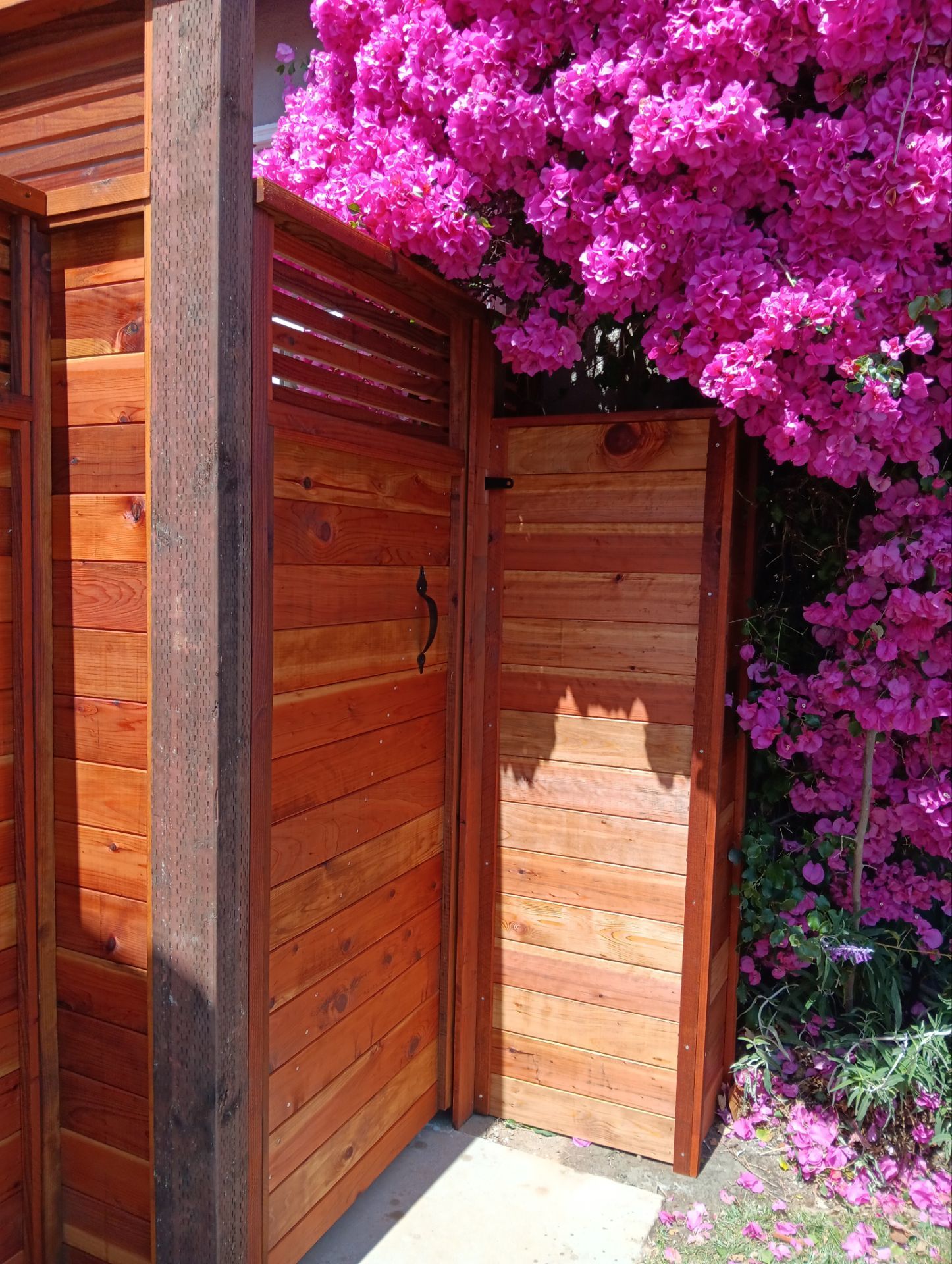 Horizontal T&G With Horizontal Lattice by Fremont Fence Inc