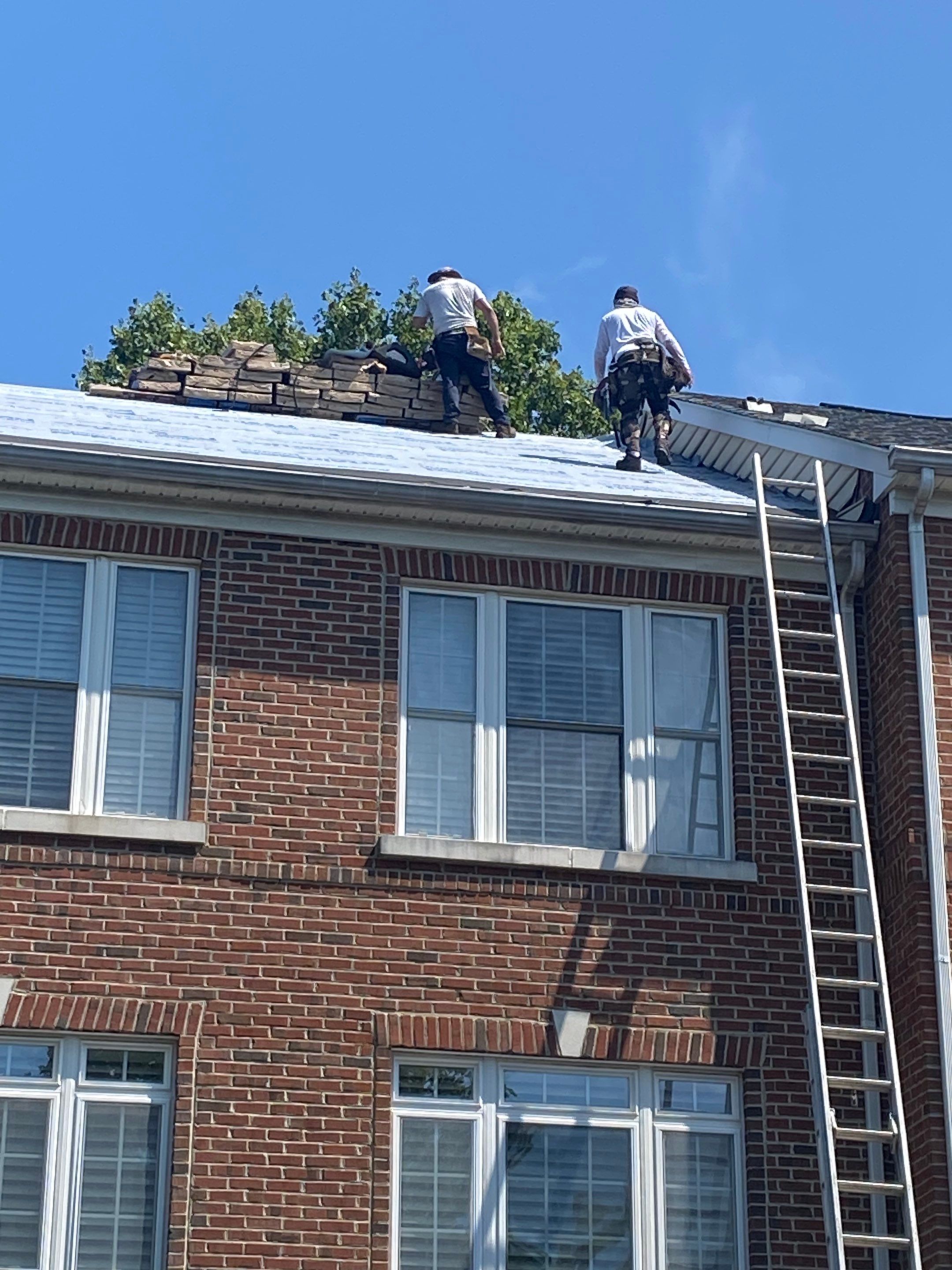 Fairfax: Residential Roof Installation with CertainTeed Landmark PRO in Max Def Moire Black by RM Banning, Inc.