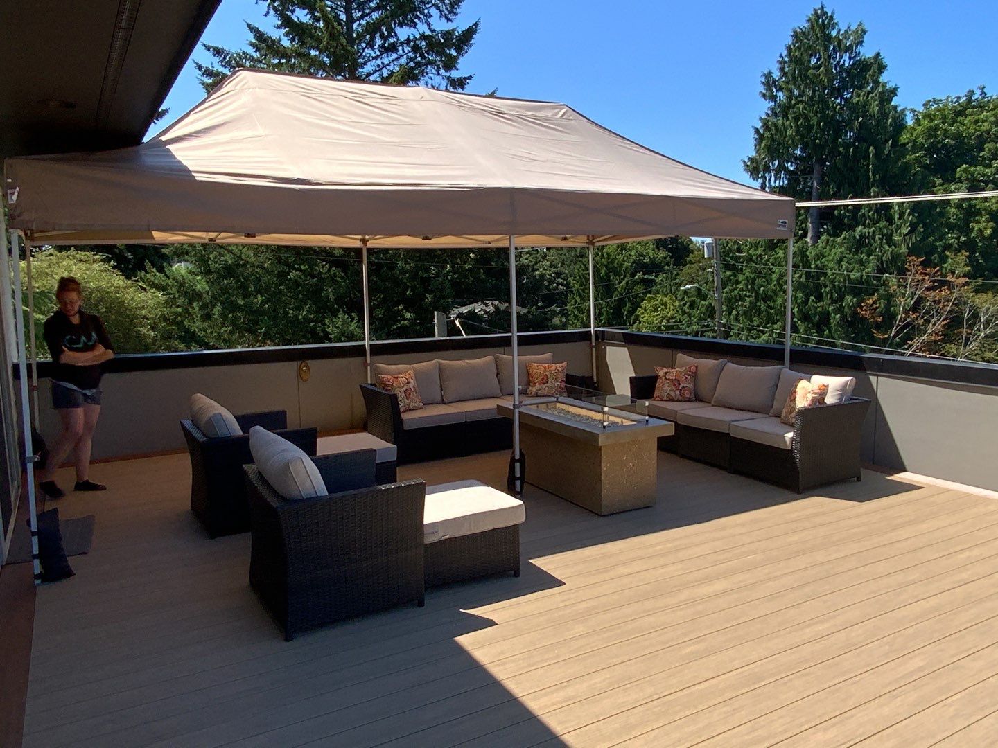 North Admiral Rooftop by Alki deck builders 