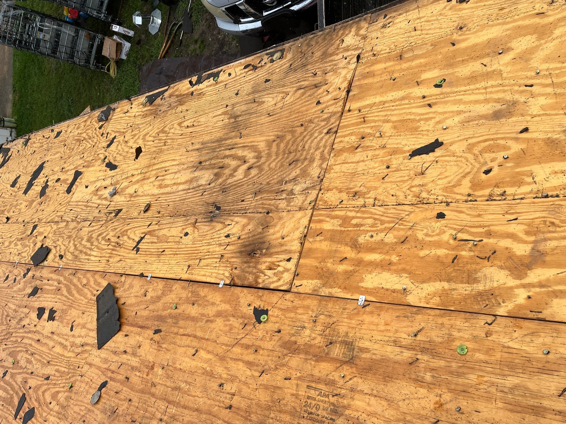 Residential Roofing Installation using Owen's Corning Duration (Lifetime) Shingles by Roof Repair Company