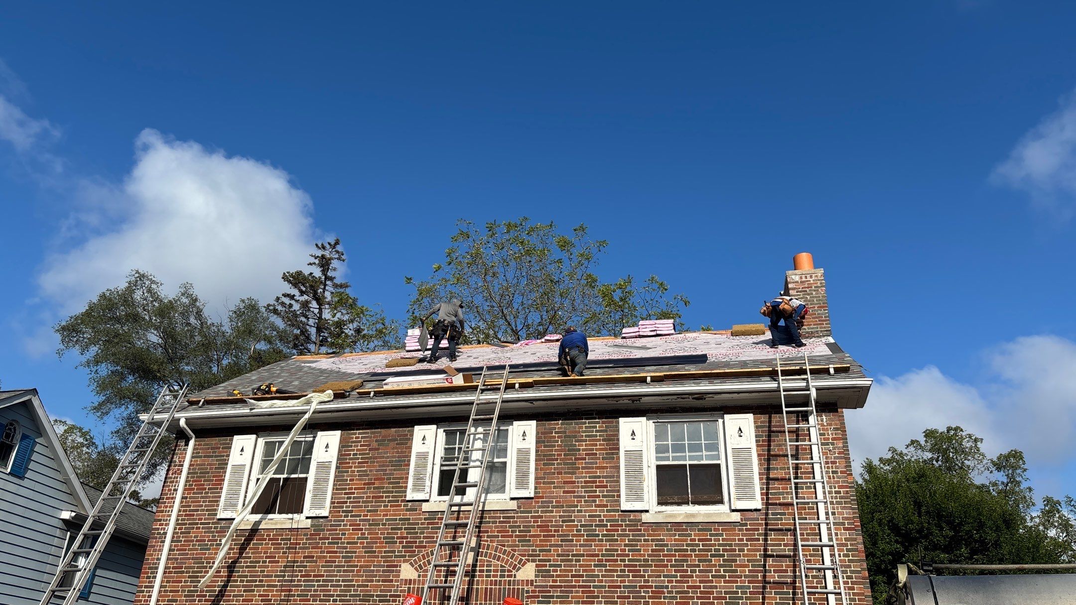 Roof Replacement using Owens Corning Colonial Slate by 180 Contractors