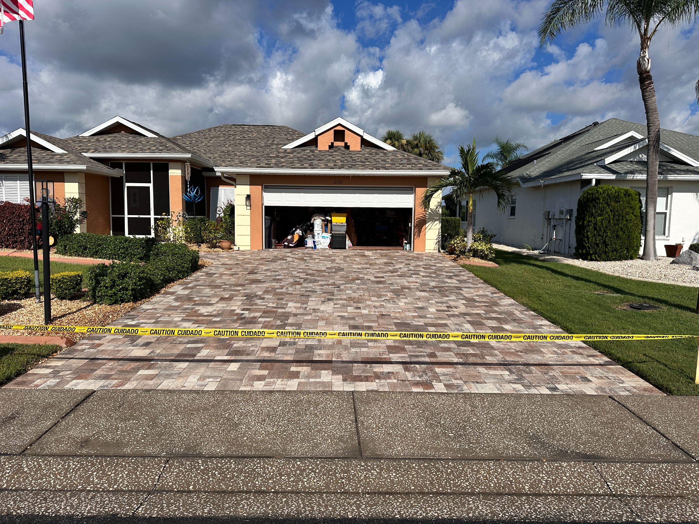 Sun City Center Paver Sealing for Pool Deck and Driveway by Supreme Paver Experts