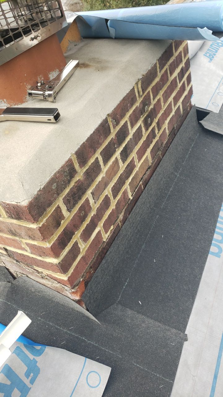 Arlington: CertainTeed Landmark Pro Designer Shingles in Max Def Georgetown Gray by RM Banning, Inc.