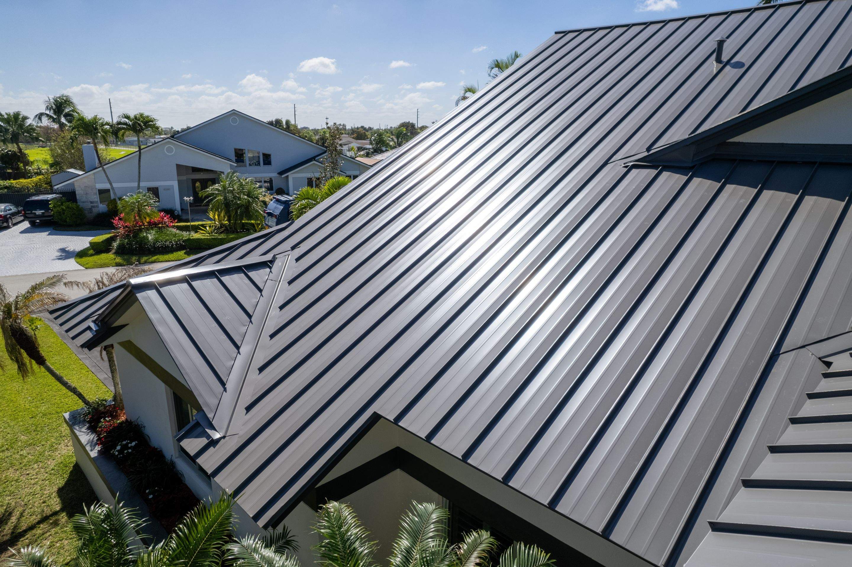 Metal Roof - Galvalume - Charcoal by Istueta Roofing