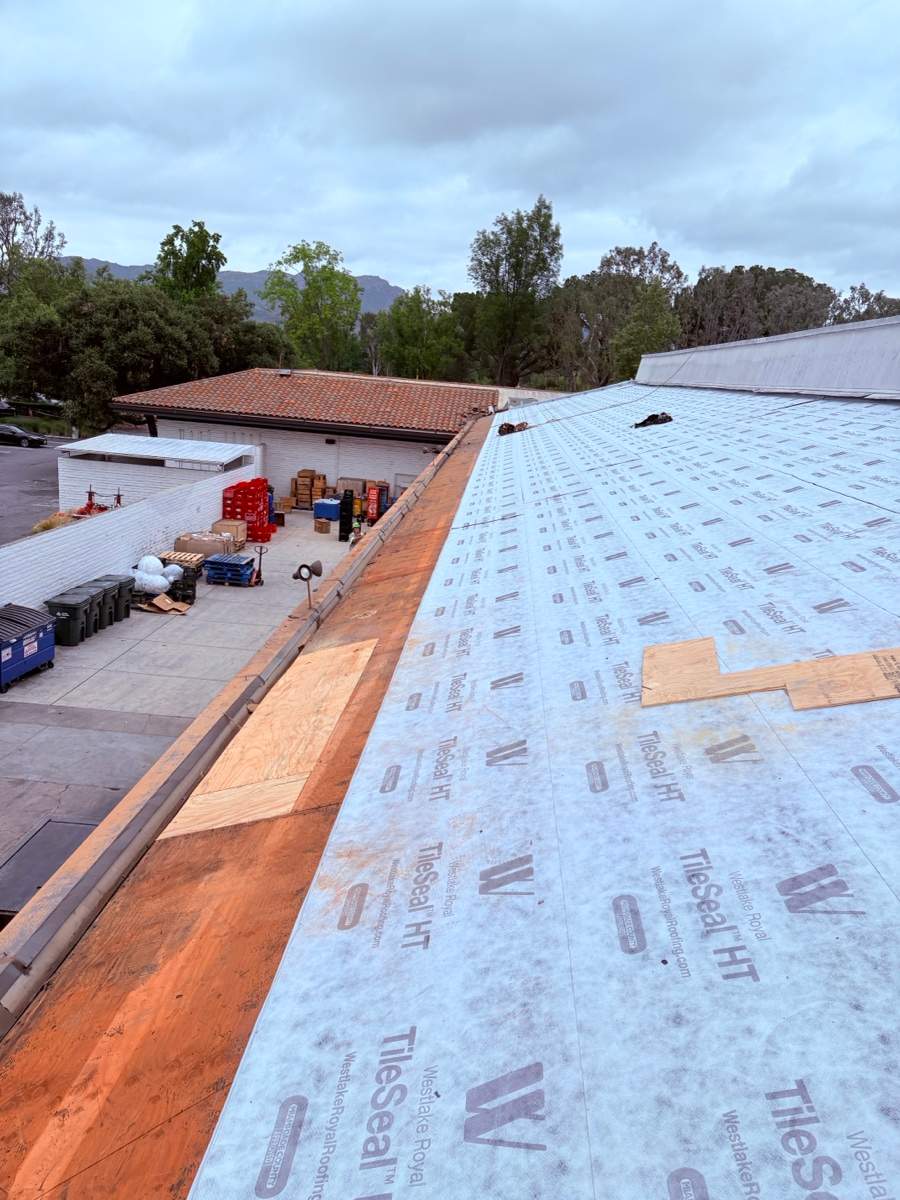 Regency Westlake Shopping Center  by Sanchez Single Ply Roofing