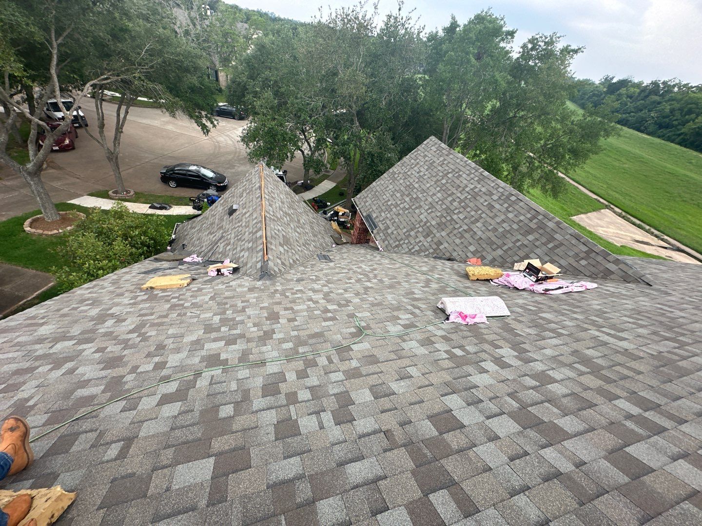 Residential Roofing Installation using Owen's Corning Duration (Lifetime) Shingles by Roof Repair Company
