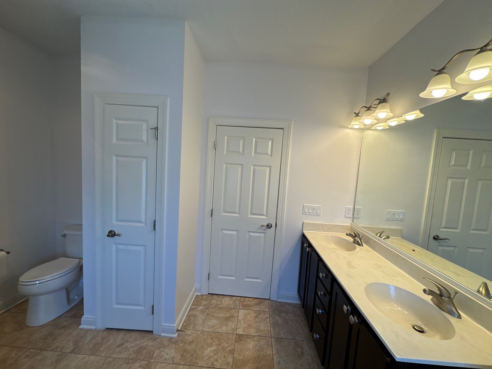 Residential Interior Repaint by Midwest Paint LLC