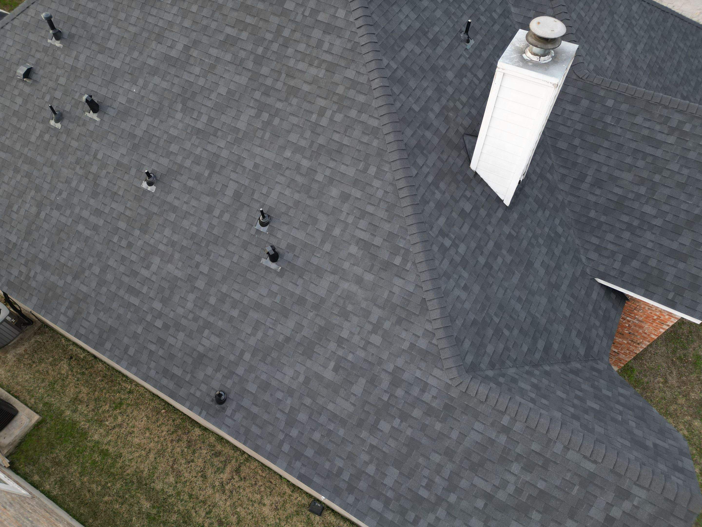 Onyx Black - Owens Corning TruDefinition Duration by RoofsOnly.com