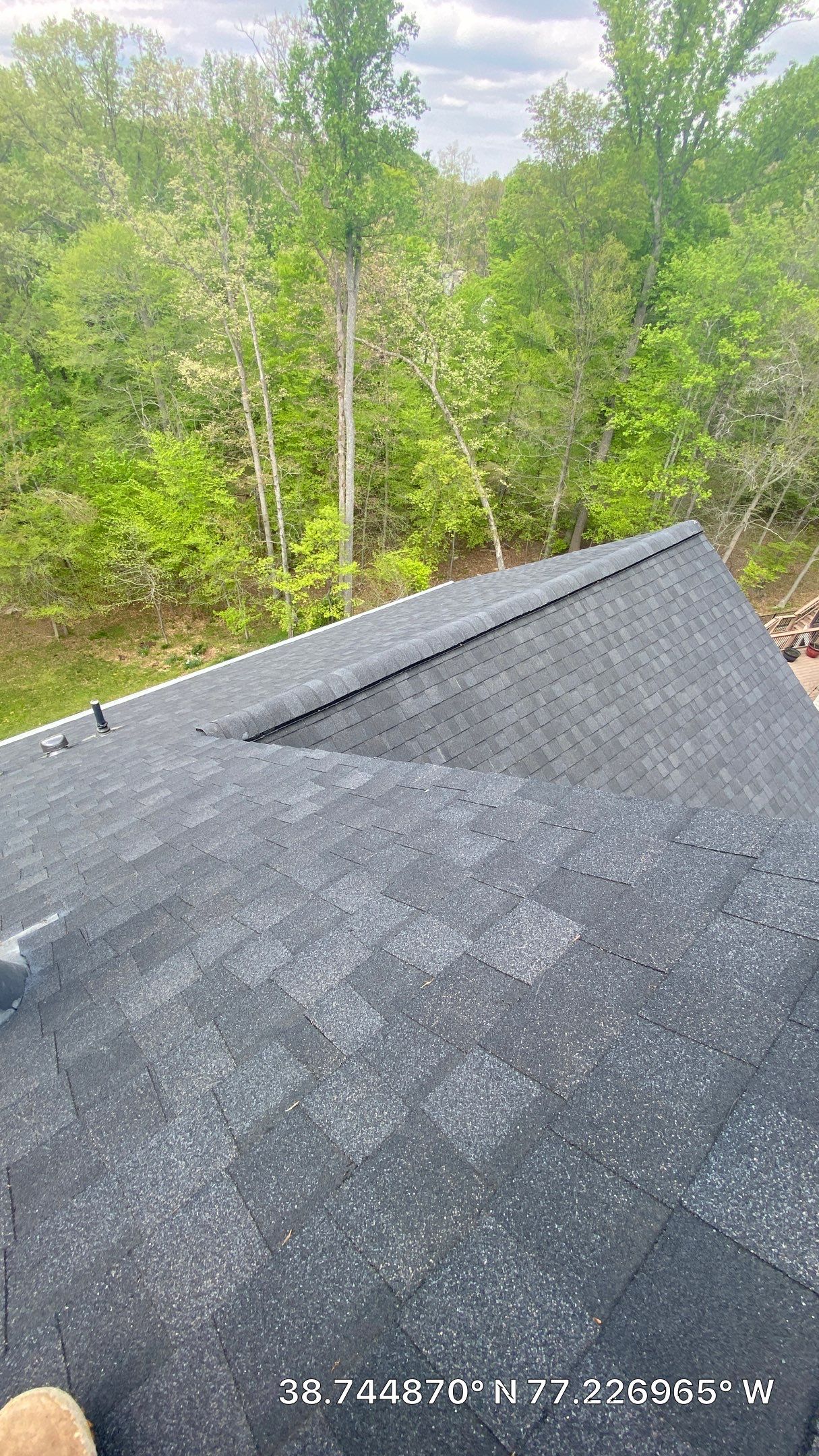 Springfield: CertainTeed Landmark Pro Designer Shingles in Max Def Charcoal Black by RM Banning, Inc.