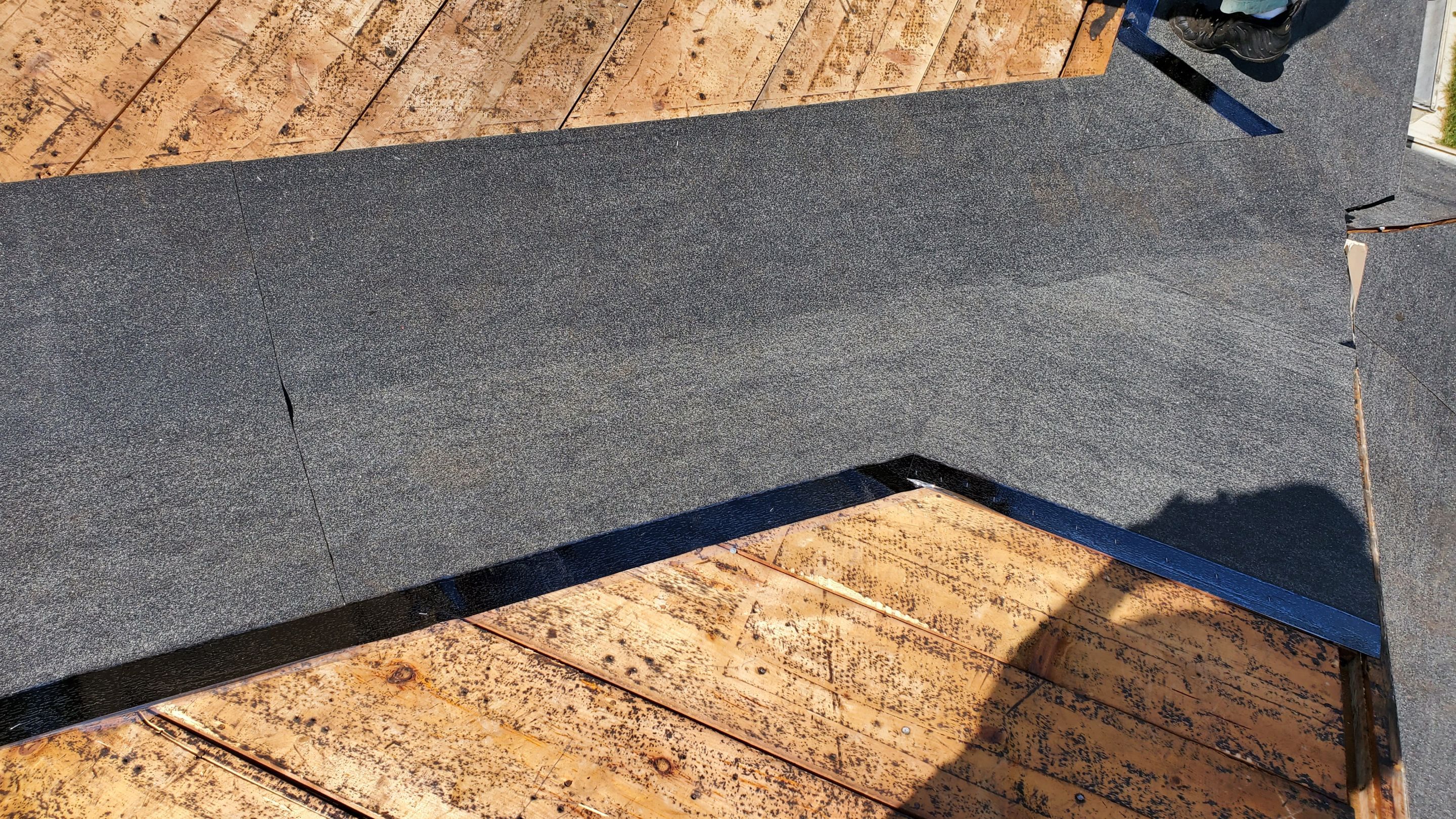 Residential Roofing Installation using Ownens Corning Duration Brownwood by Absolute Roofing and Construction