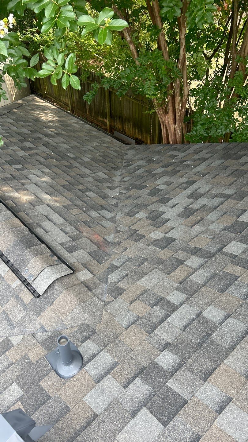 Williamsburg Gray - Owens Corning TruDefinition Duration by RoofsOnly.com