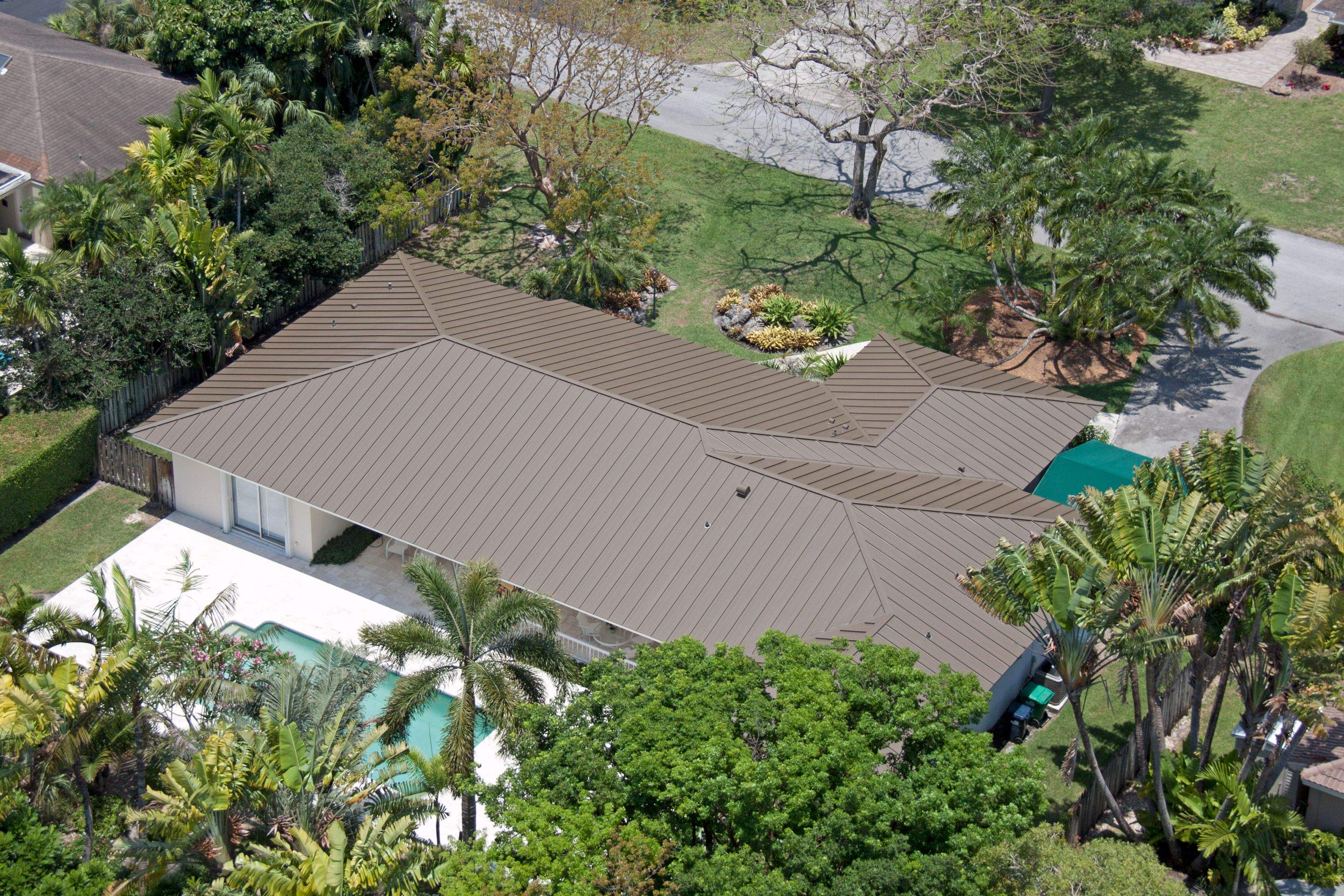Metal Roof - Galvalume - Medium Bronze by Istueta Roofing