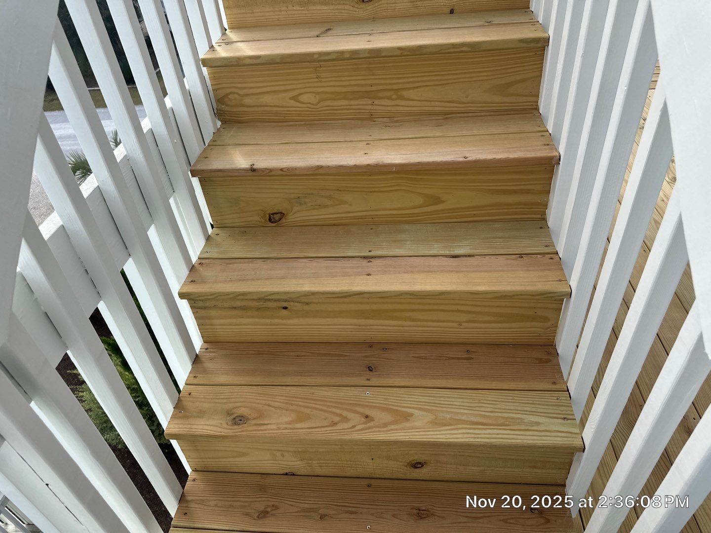 Wood Deck using Wood Sealant by DuraSeal