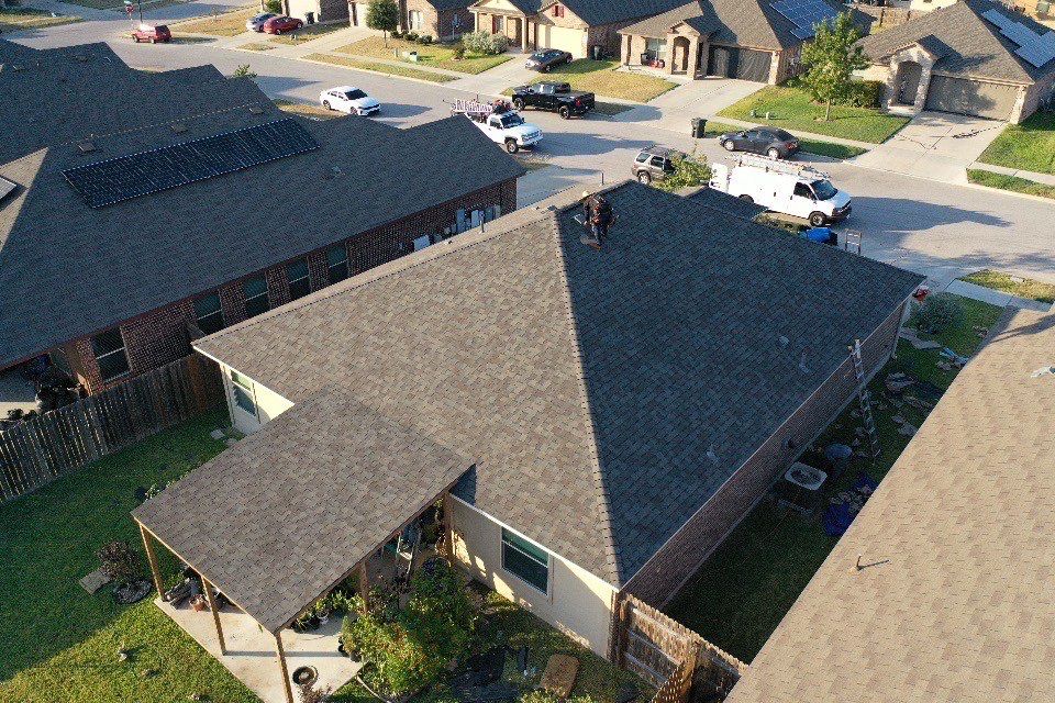 Killeen, TX - Roof installation and fence staining by DT Roofing - Seth Wells