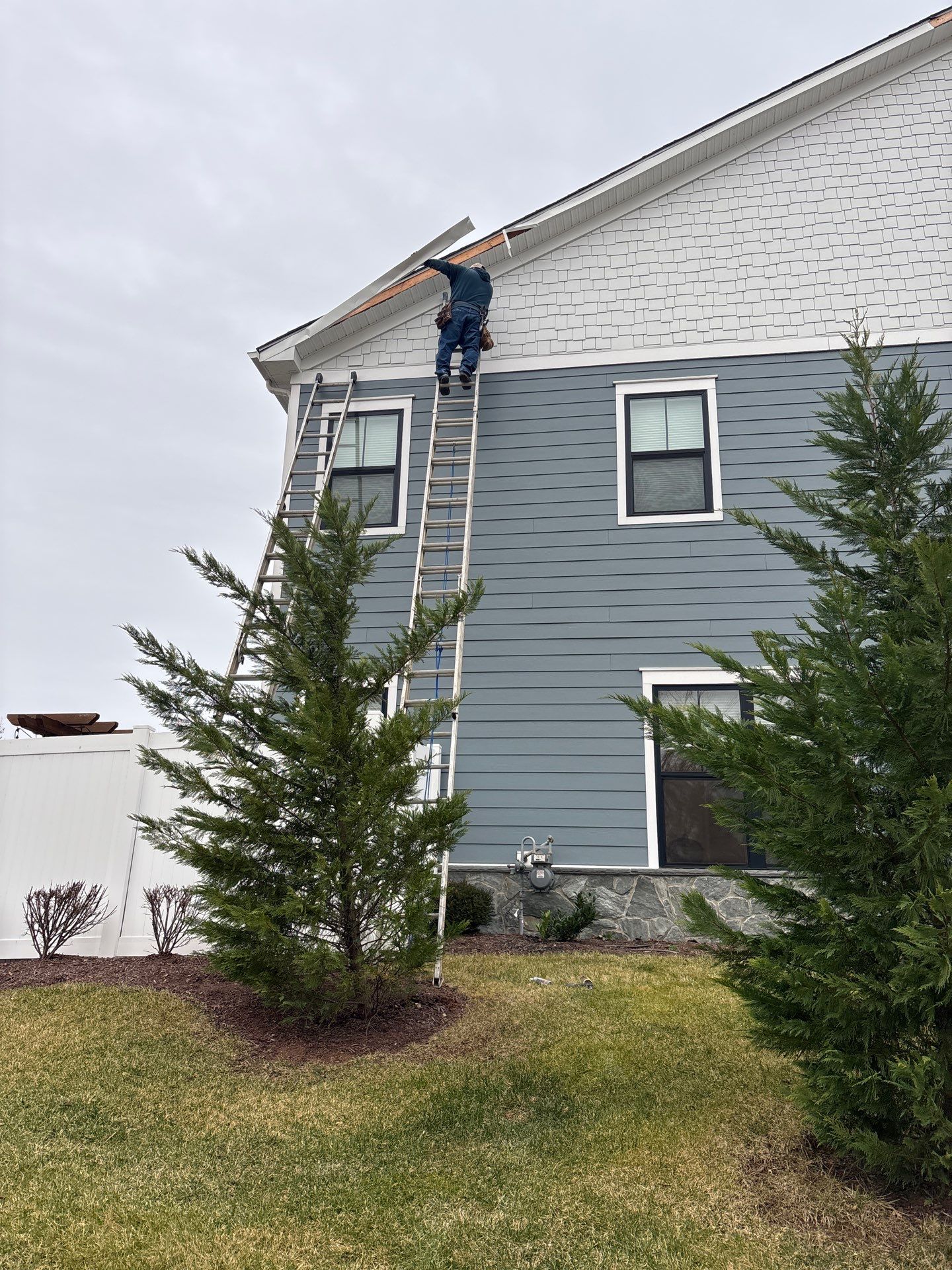Siding and Trim Repair by Winchester Roofing