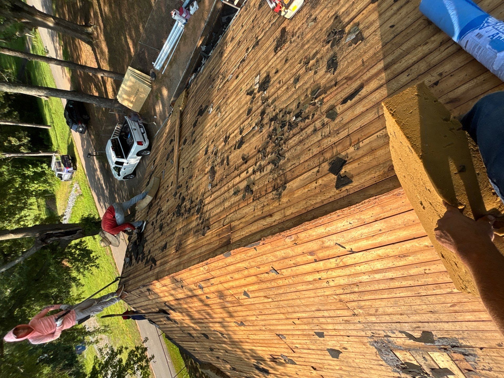 Residential Metal Roof Replacement and Installation in Anderson by Roofers LLC