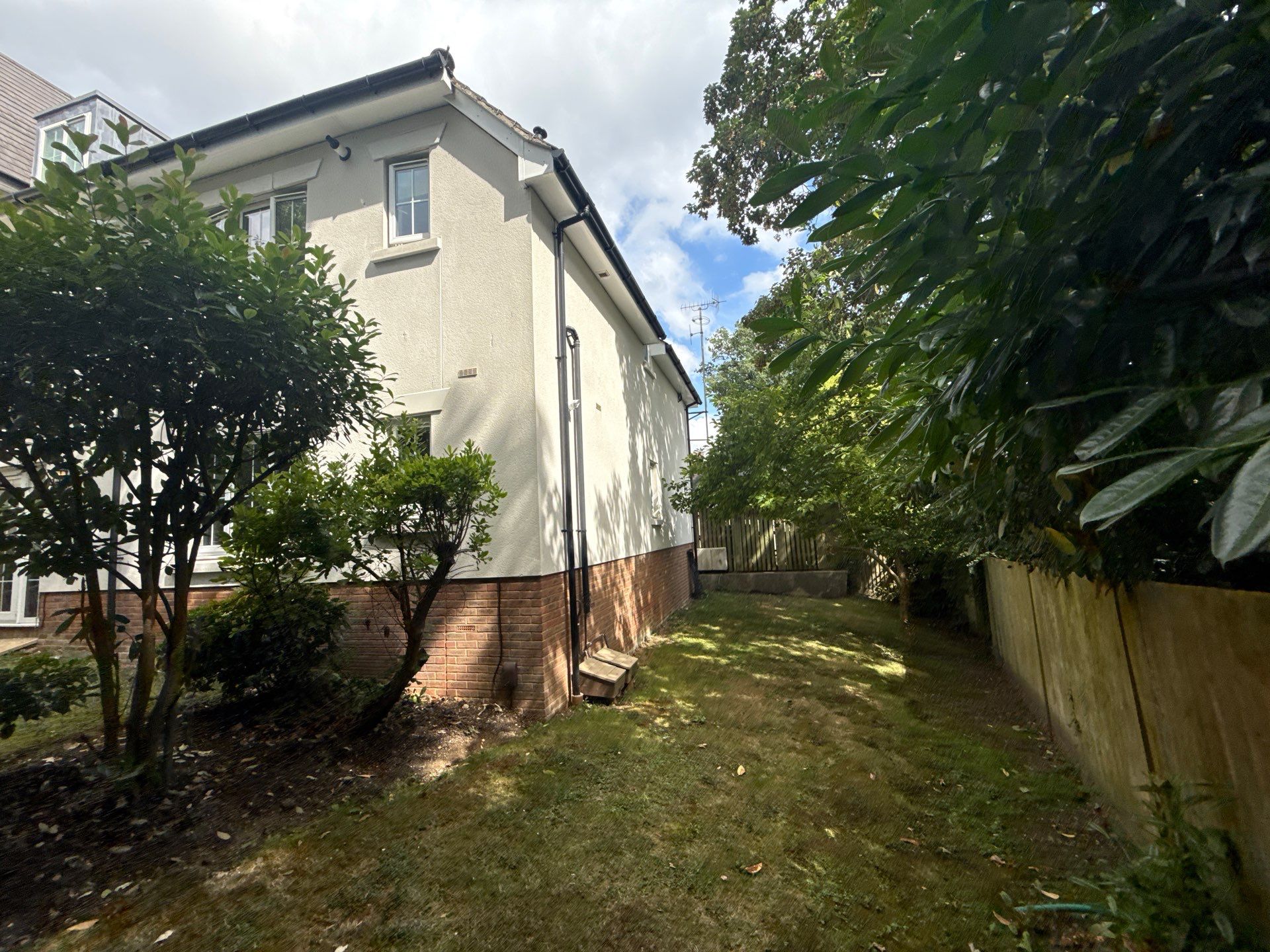 Render Clean by Ges Exterior Cleaning ltd