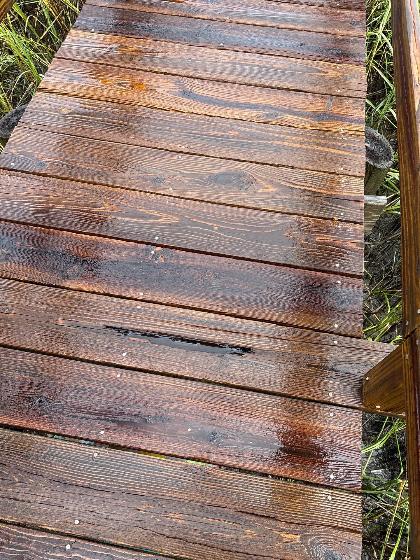Wood Dock using Wood Sealant by DuraSeal