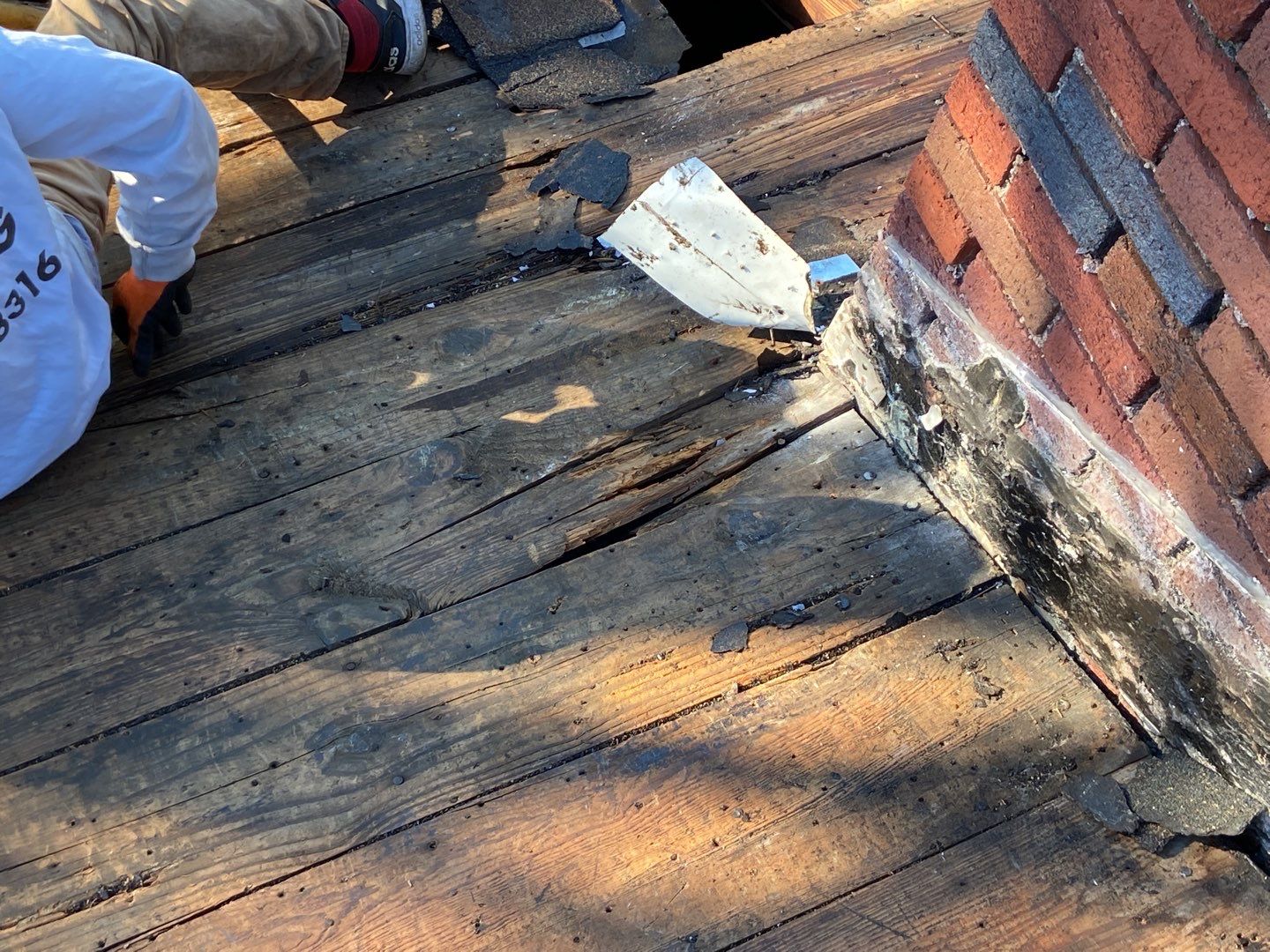 Roof Replacement using CertainTeed Landmark by 180 Contractors