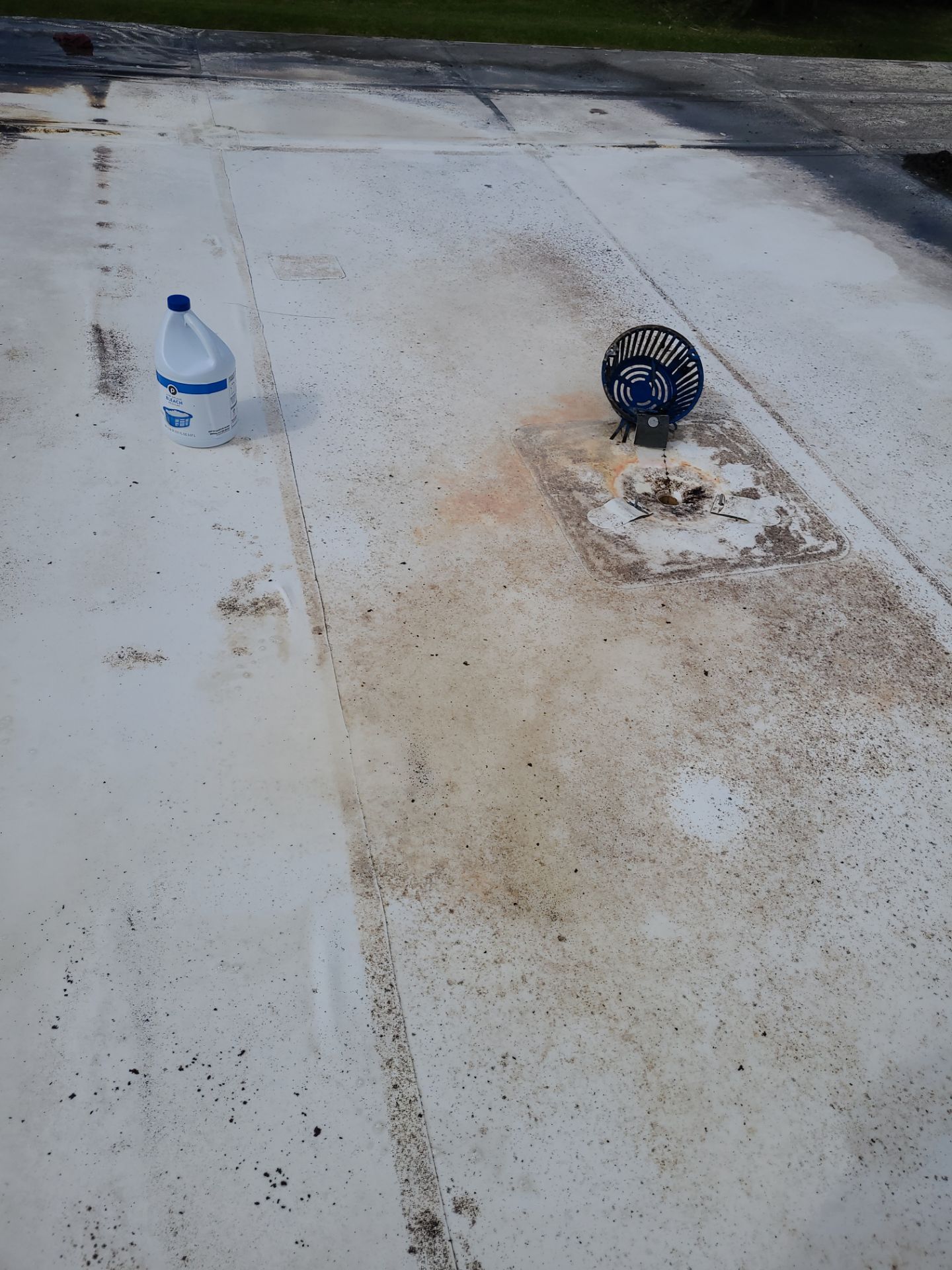 Reflective Silicone Roof Coating and Maintenance in Palm Beach Gardens by Aastro Roofing