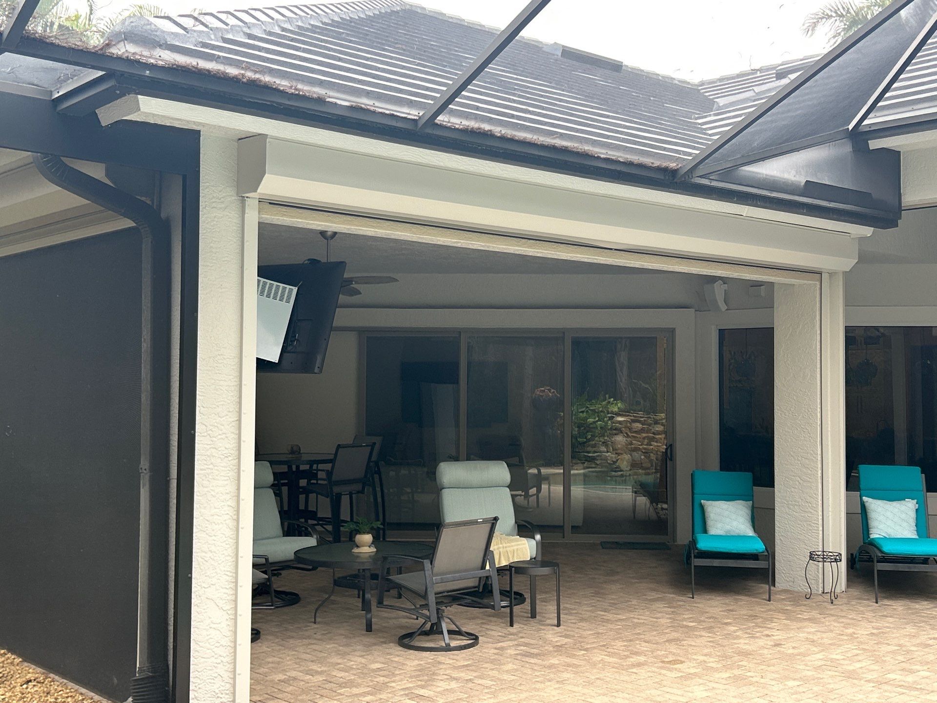 7-Inch Seamless Gutters for Luxury Homes in Naples FL by Gutter Professors