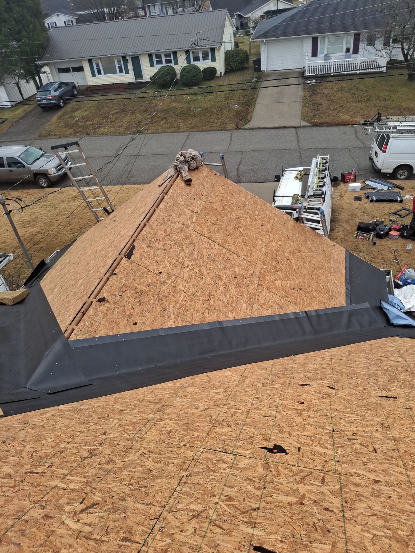 Residential Roofing Installation using GAF Timberline HDZ Charcoal by Rainstoppers Roofing