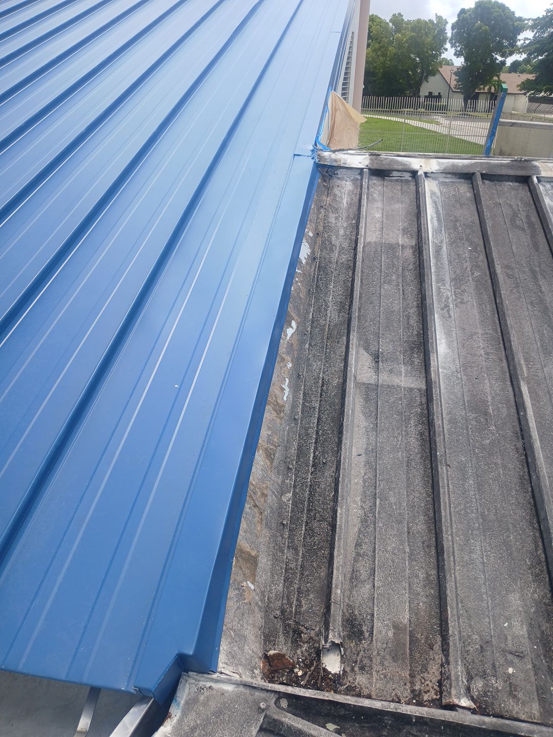 24ga 1.5" Mechanical Seam Slate Blue by Total Roofing System The Metal Roof Experts