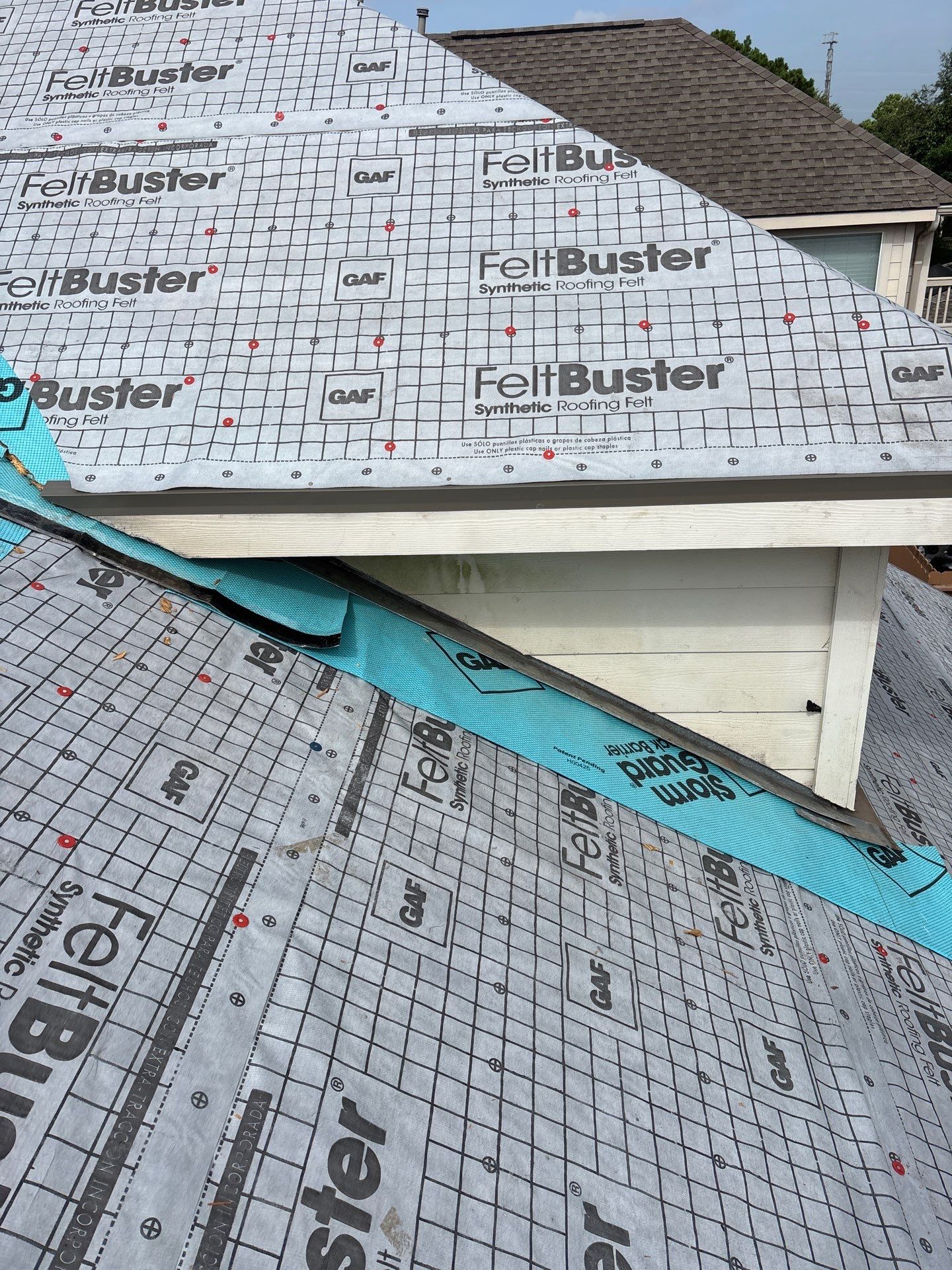 Roof Replacement Houston by Roof Repair Company