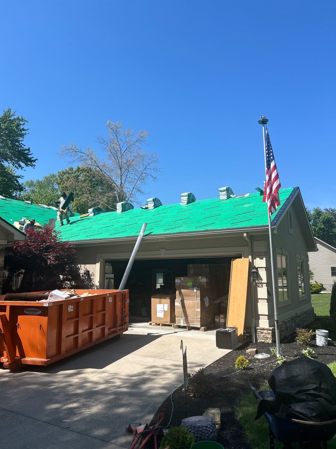 Crossville - Malarkey Vista by Undersun Roofing 