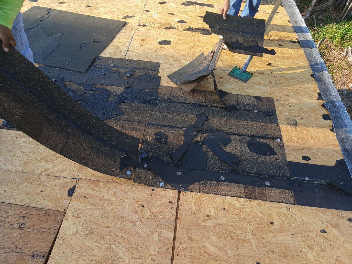 Project in St. Petersburg 33705 by Mitchell Roofing Company LLC 