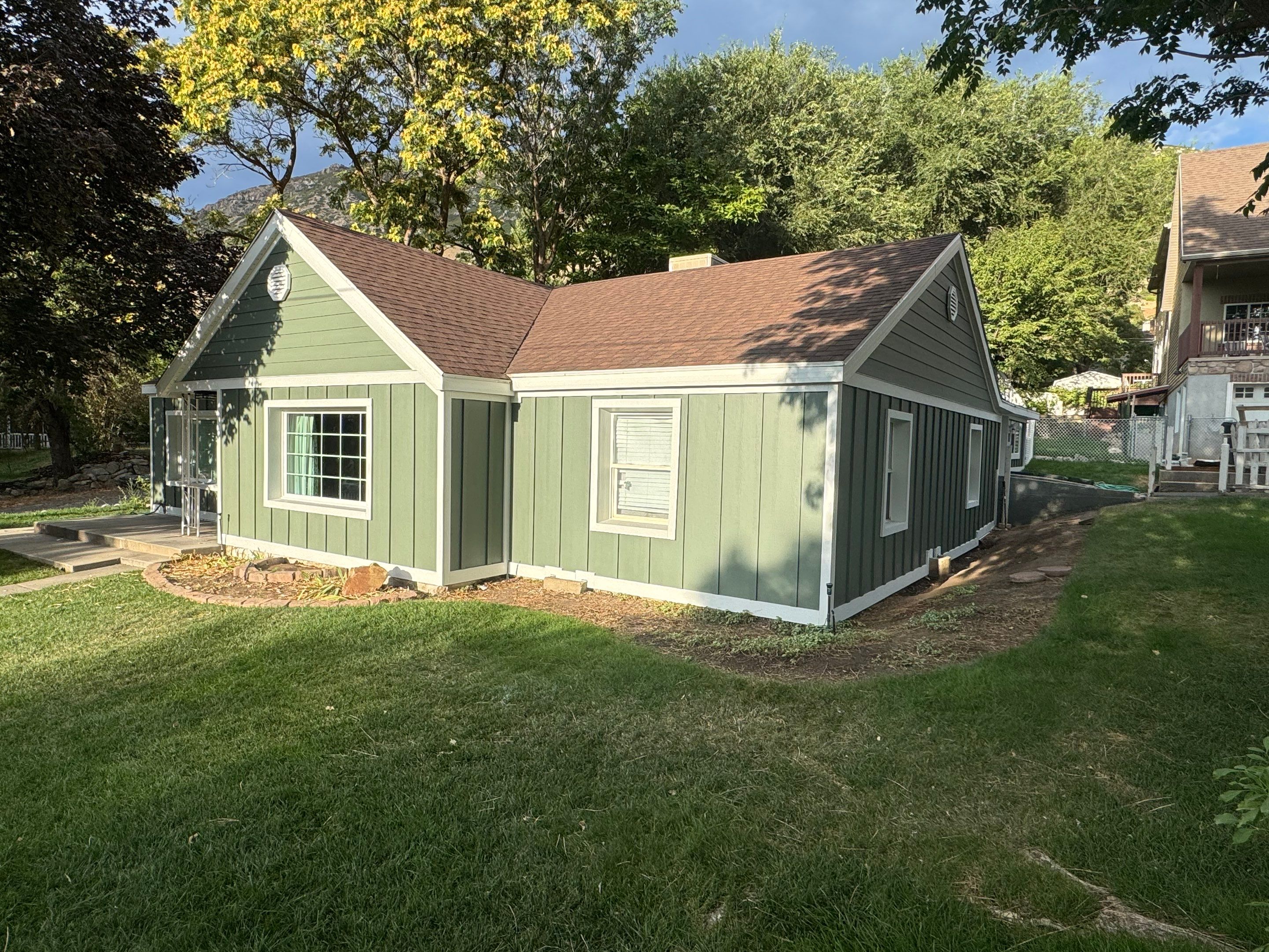 Farmington | Custom Hardie Mixed Siding | Thyme Green & White by Ideal Siding Utah