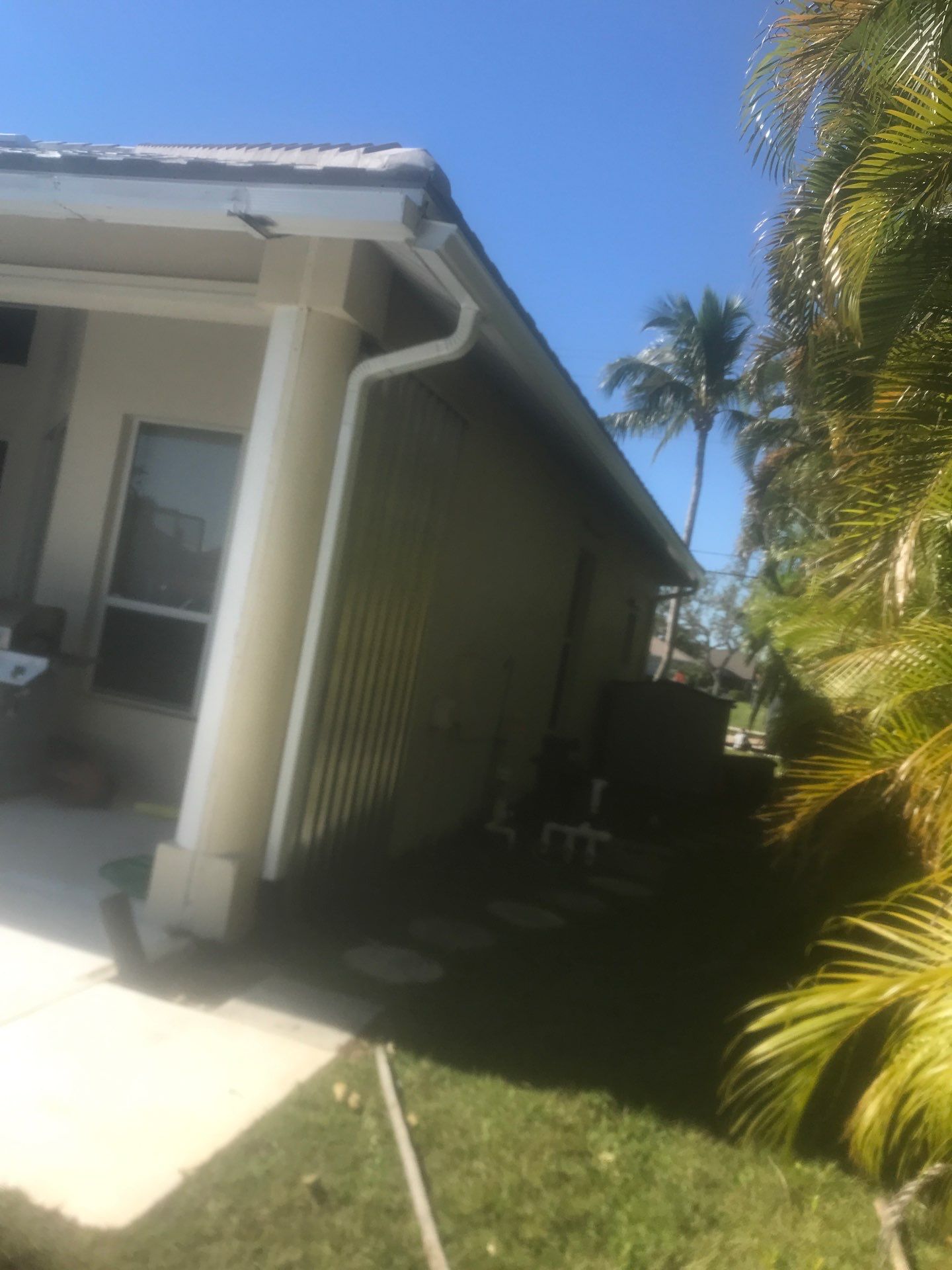 Seamless Gutters using Splash Guard in Cape Coral FL by Gutter Professors