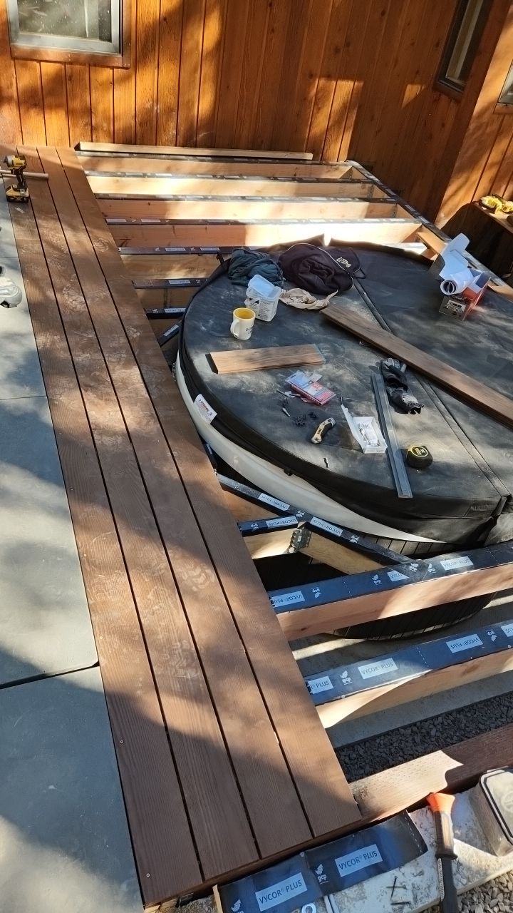 Deck/Patio by The Tahoe Tradesman