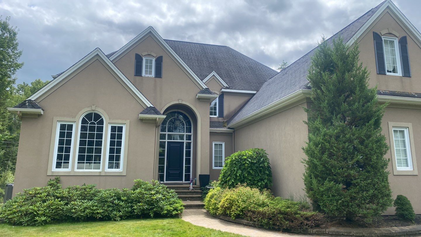 Residential Roofing Installation using Asphalt GAF HDZ by Artisan Roofing & Home Improvements Inc.