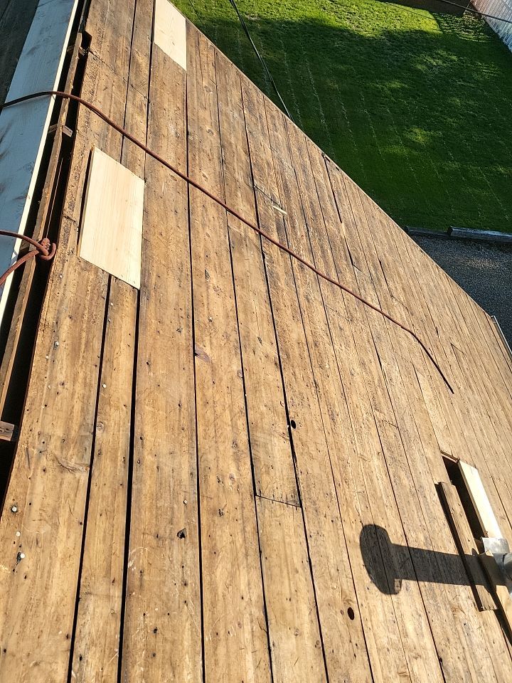 ATLAS PINNACLE COLOR: WEATHERED SHADOW by Eagle Eye Roofing