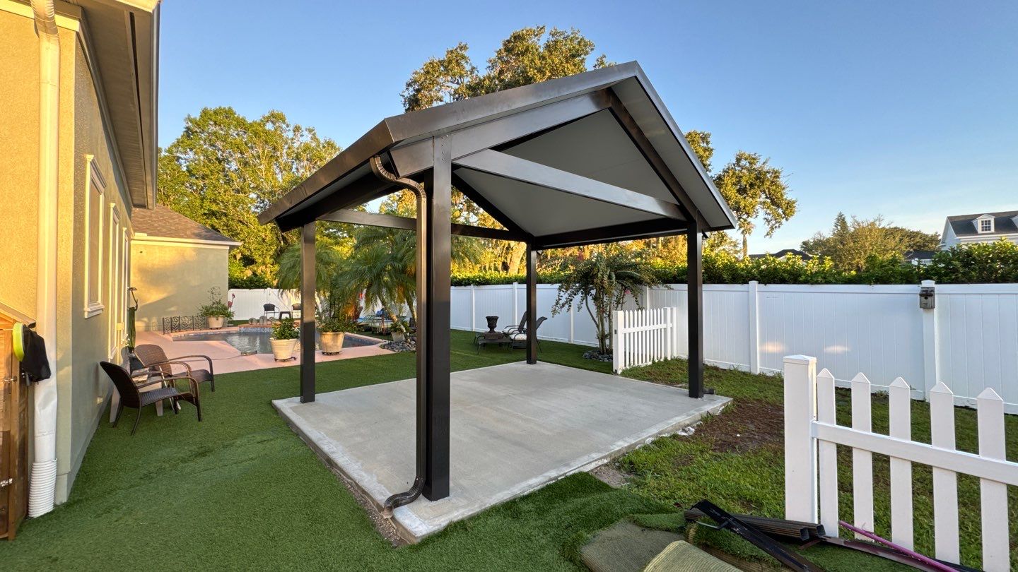 Aluminum pavilion by Orlando pergolas