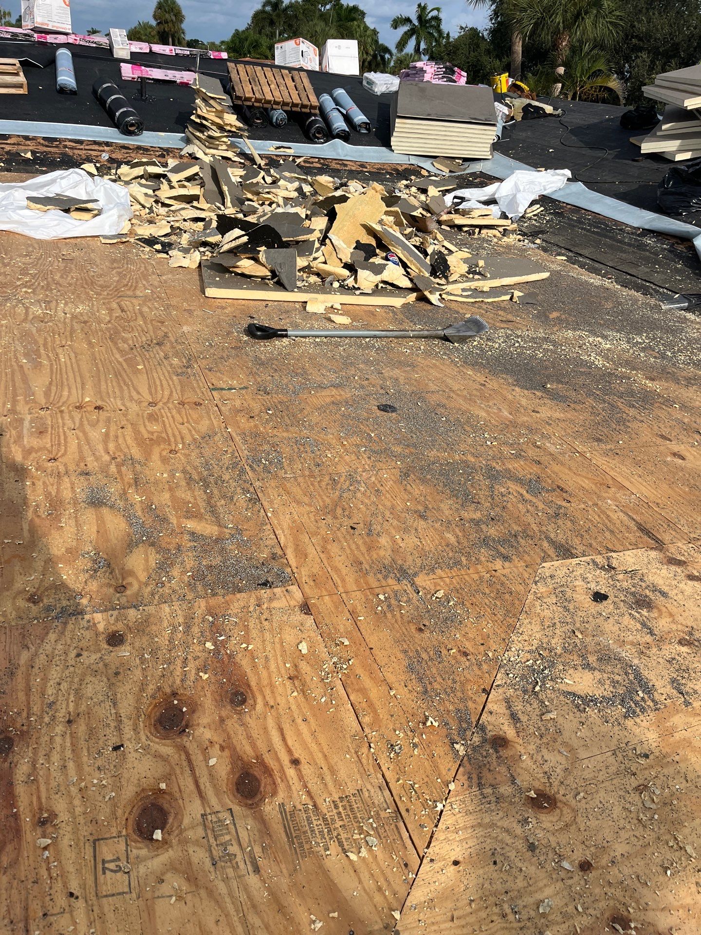 Project in St. Petersburg 33711 by Mitchell Roofing Company LLC 