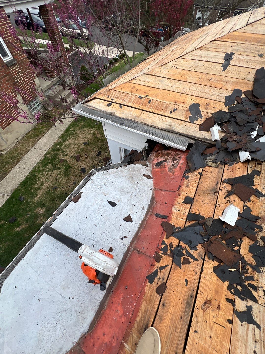 Residential Roofing Installation by WIW Enterprises Inc