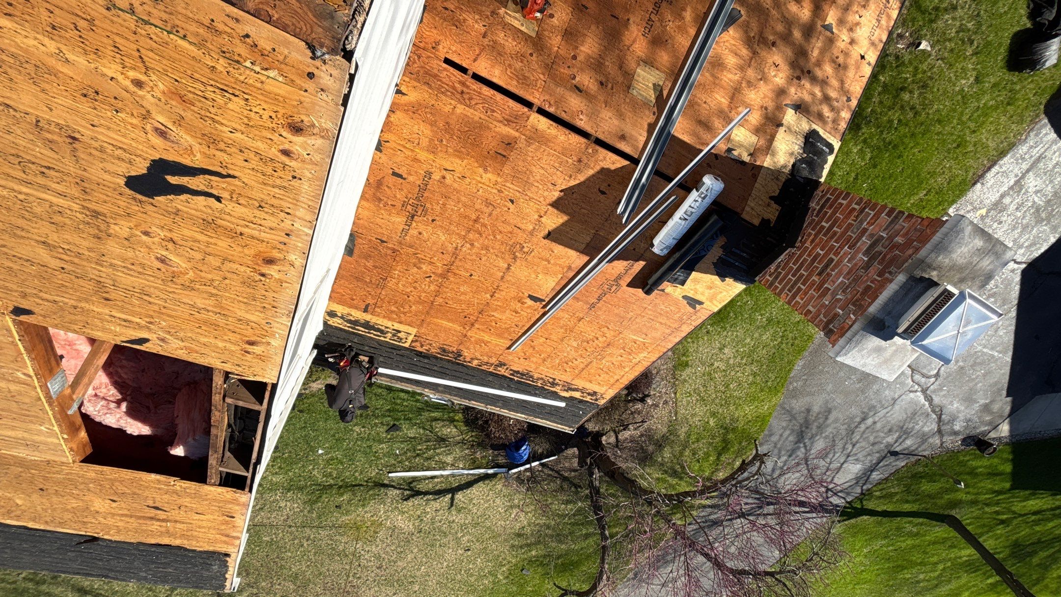 Roof Replacement using Owens Corning Onyx Black by 180 Contractors
