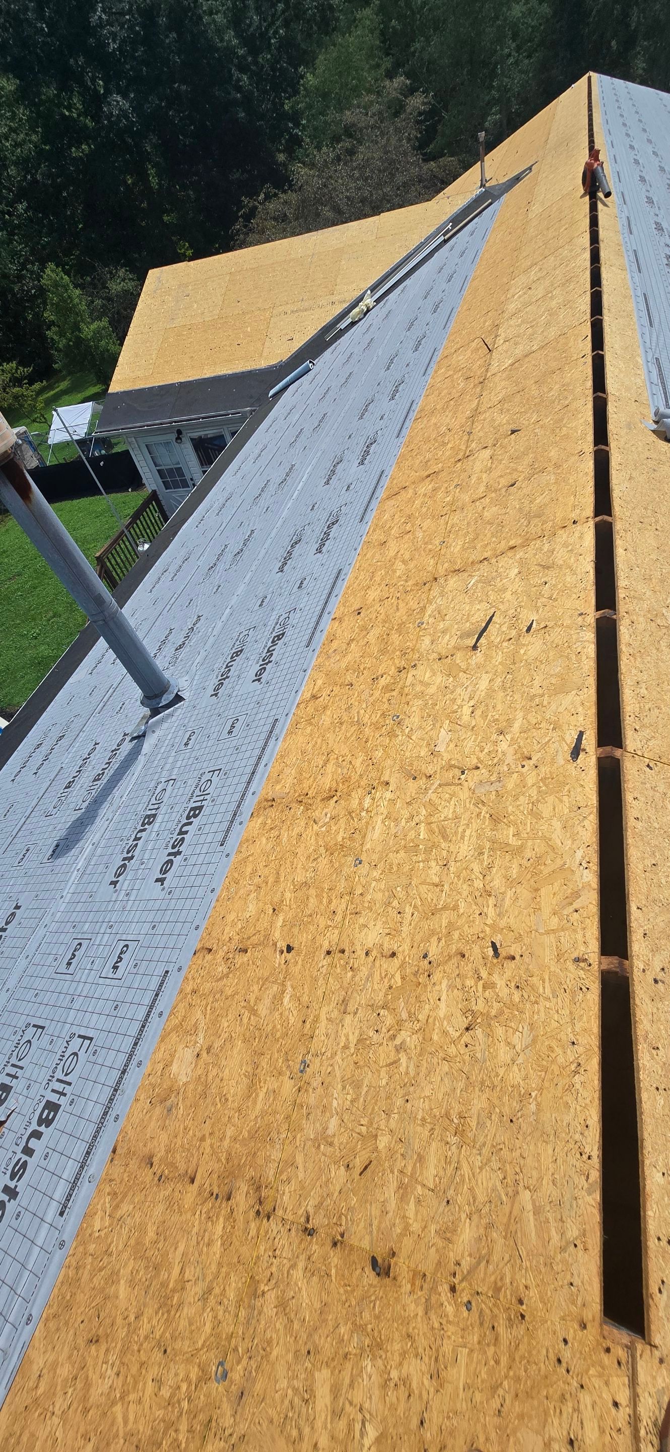 Residential Roofing Installation using GAF Timberline HDZ Charcoal by Rainstoppers Roofing