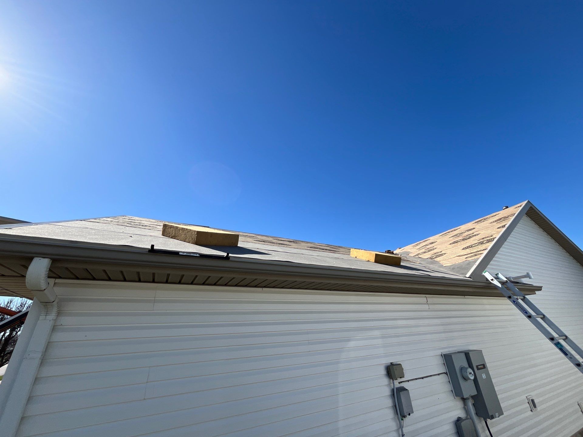 Residential Roofing Installation using CertainTeed Landmark Weathered Wood by Nitro Roofing and Construction