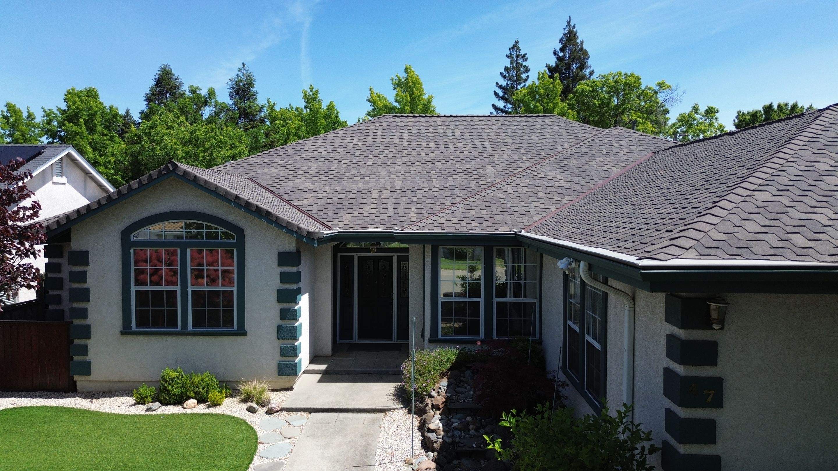 Chico designer shingle by Butte Roofing Company License #567600