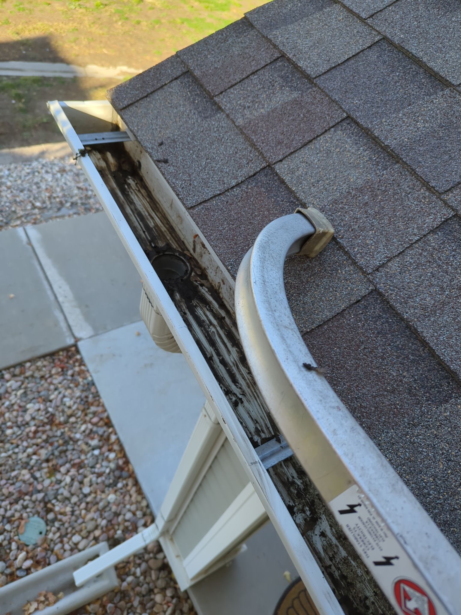 Commercial gutter cleaning Fort Collins / Loveland after photo with clean gutters