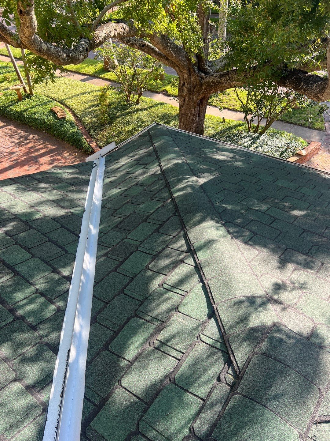 Project in St. Petersburg 33704 by Mitchell Roofing Company LLC 