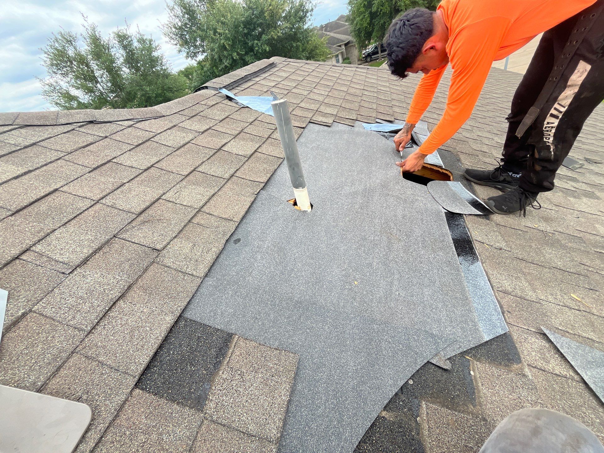 Hail Damage using Owen's Corning Duration (Lifetime) Shingles by Roof Repair Company